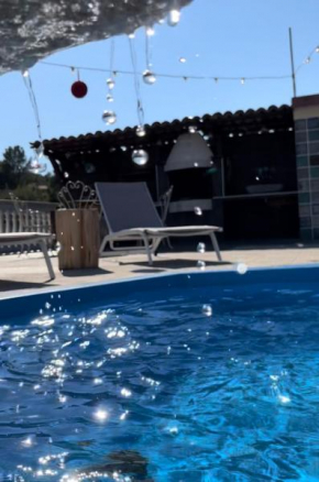 Villa Fiore - piscina e idromassaggio Itri